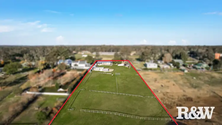 17 Clare Crescent, Oakville NSW 2765