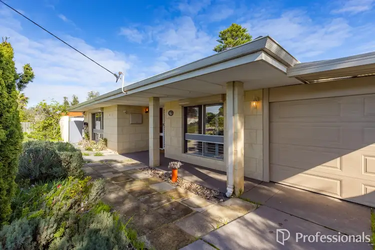6 Ferndale Crescent, Ferndale WA 6148