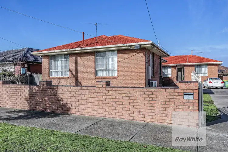 1/104 Malmsbury Dr, Meadow Heights VIC 3048