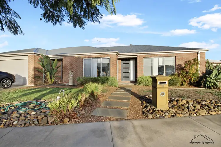 15 Tobruk Street, Horsham VIC 3400