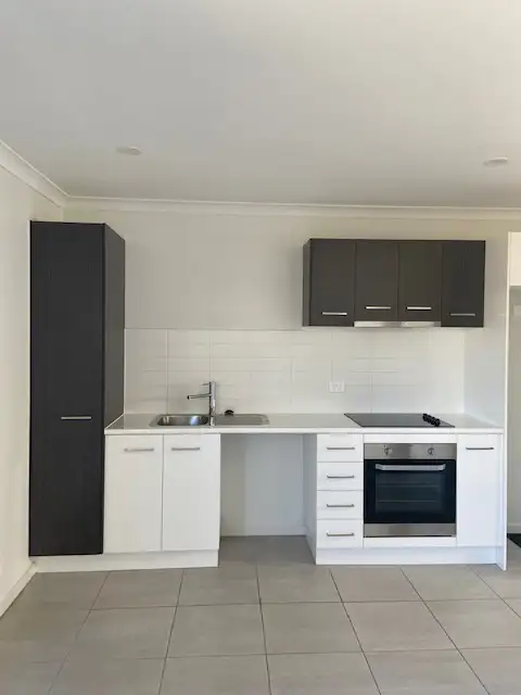 2/6 Greenhill Street, Redbank Plains QLD 4301
