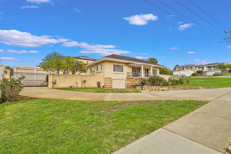 19 King Street, Coogee WA 6166
