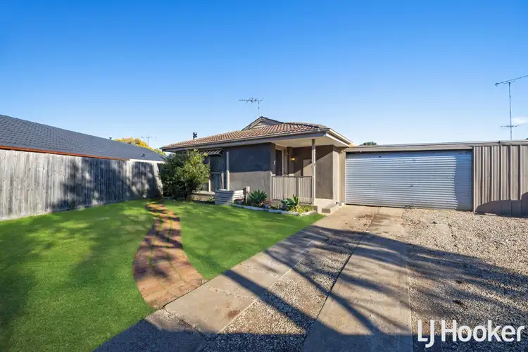 35 Westmelton Drive, Melton West VIC 3337