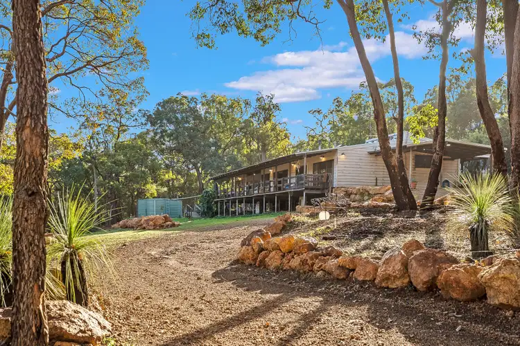 11 The Glade, Keysbrook WA 6126