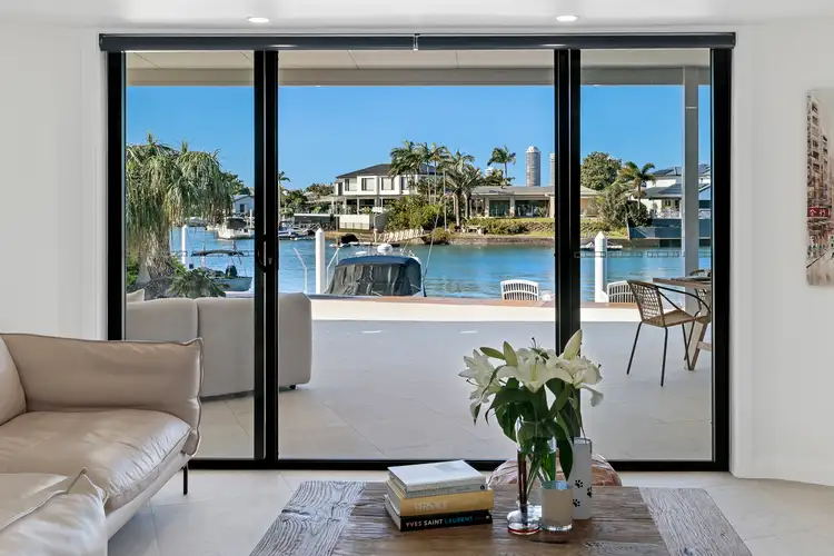 4 Cockleshell Court, Runaway Bay QLD 4216