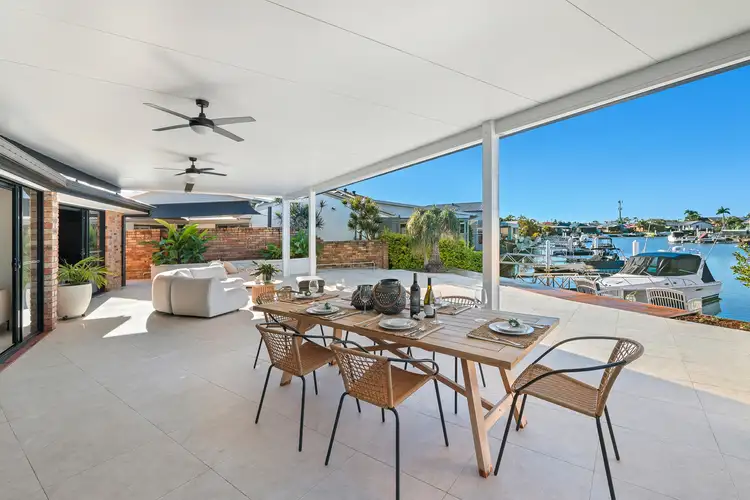 4 Cockleshell Court, Runaway Bay QLD 4216