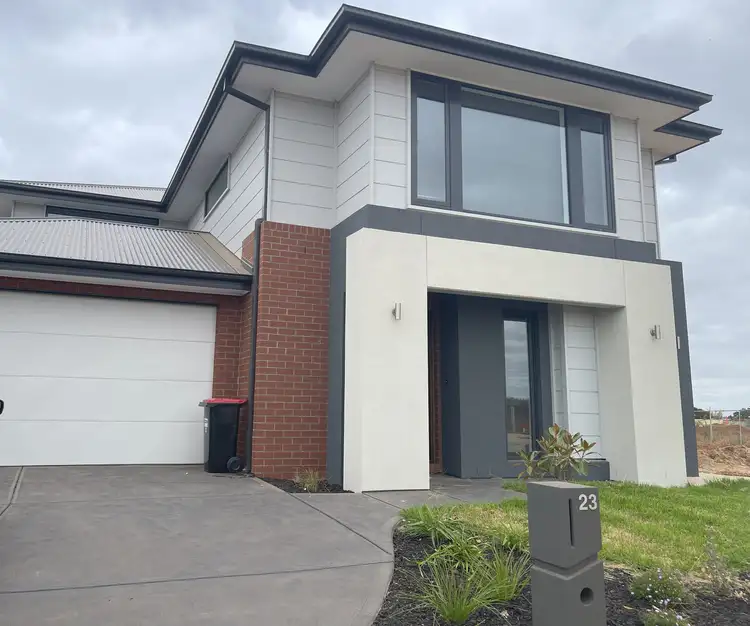 23 Carlingford Crescent, Bonnie Brook VIC 3335