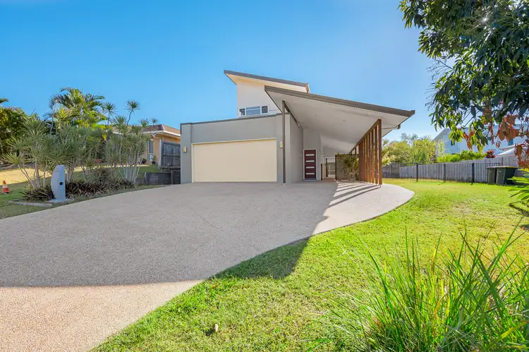 7 Kakadu Way, New Auckland QLD 4680
