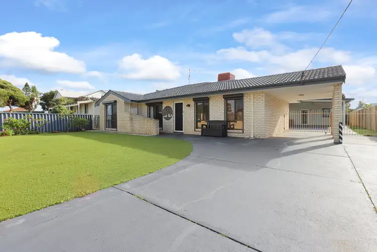 6 Selene Way, San Remo WA 6210