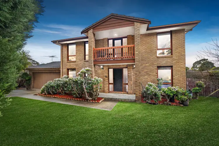 94 Wallace Road, Wantirna South VIC 3152