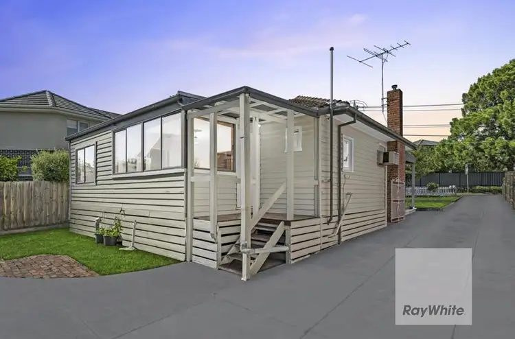 Main view of Homely unit listing, 13a Winifred St, Oak Park VIC 3046