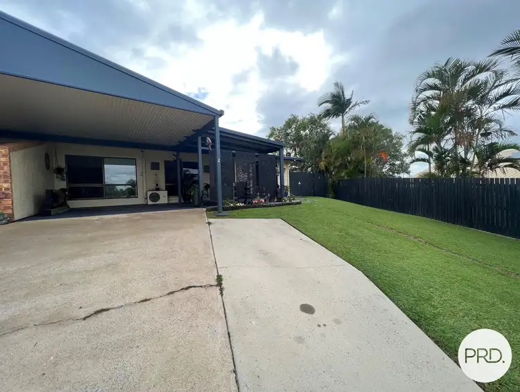 2/10 Pleasant Avenue, Tannum Sands QLD 4680