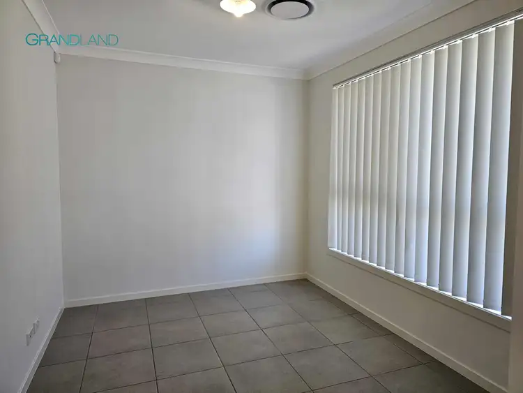 Second view of Homely house listing, 17 Rosslyn Drive, Claymore NSW 2559