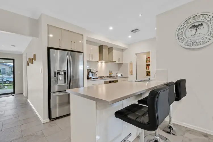 6 Sadler Circuit, Australind WA 6233