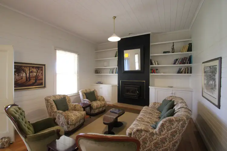 98 Nanami Lane, Orange NSW 2800