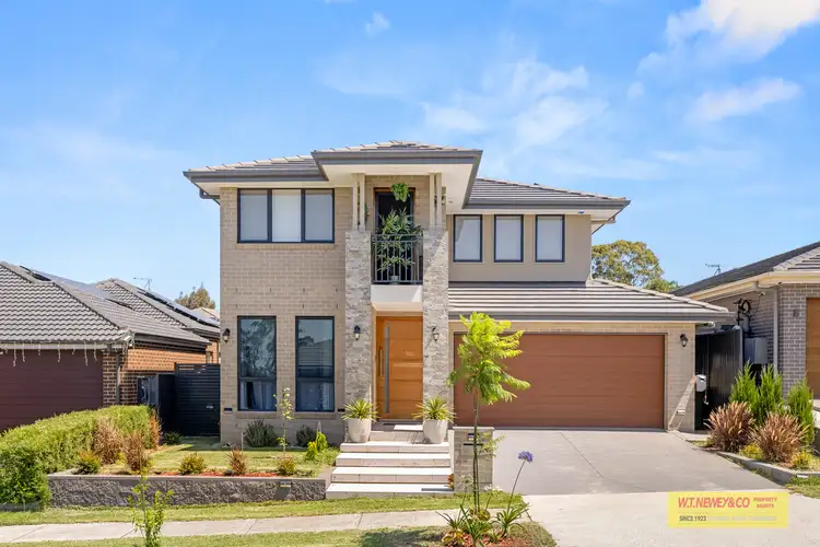 29 Crowley Boulevard, Claymore NSW 2559