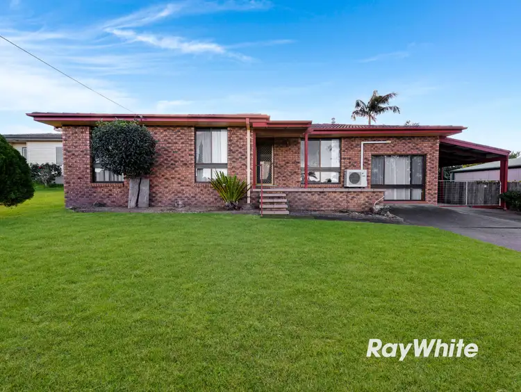 20 Shore Street, Moruya NSW 2537