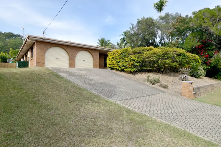 64 Dixon Drive, Telina QLD 4680