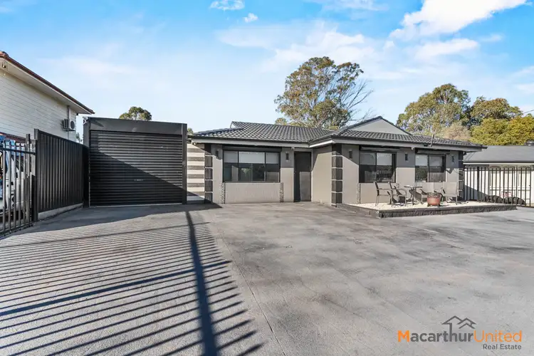 27 Clinton Drive, Narellan NSW 2567