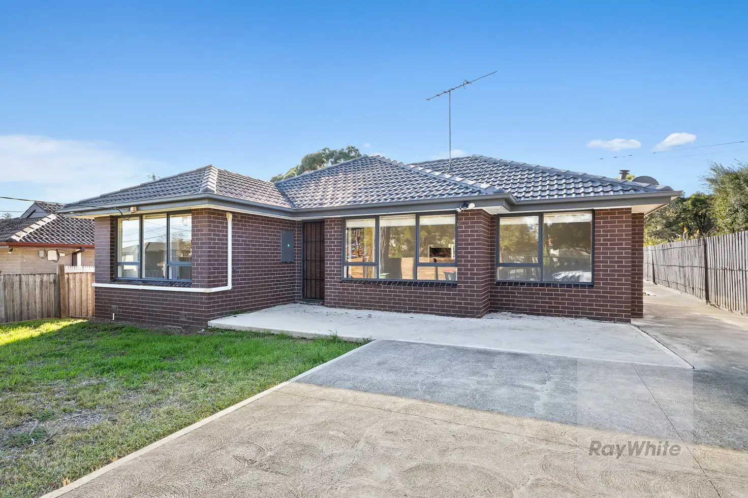 Main view of Homely house listing, 50 Dunvegan Crescent, Macleod VIC 3085