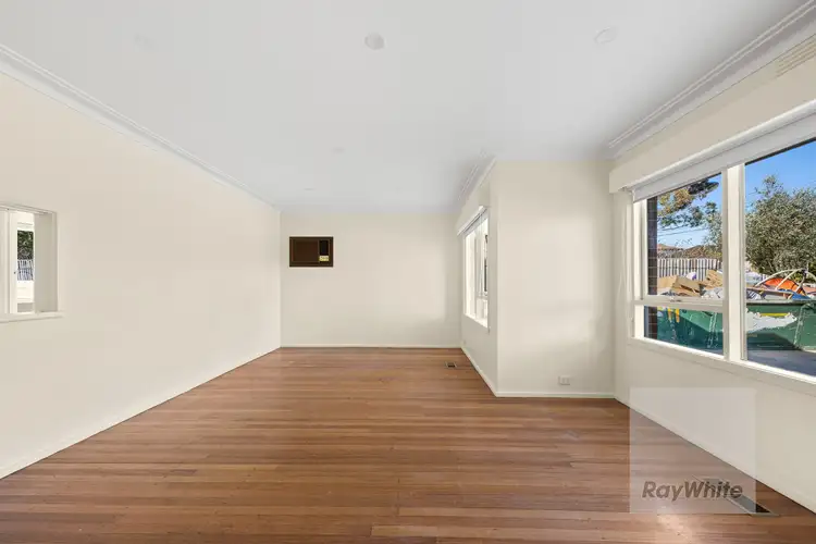 Fifth view of Homely house listing, 50 Dunvegan Crescent, Macleod VIC 3085