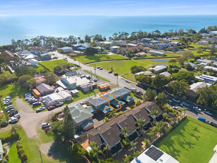 Main view of Homely unit listing, 4/19 Zephyr Street, Scarness QLD 4655