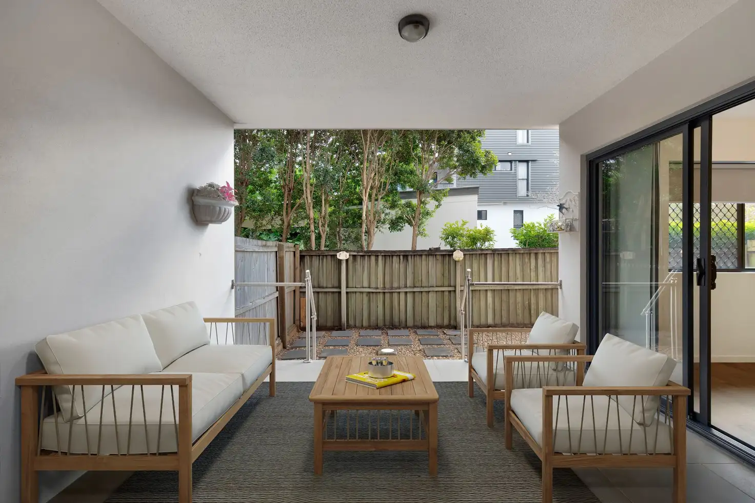 Main view of Homely apartment listing, 2/11 Lindwall Street, Upper Mount Gravatt QLD 4122