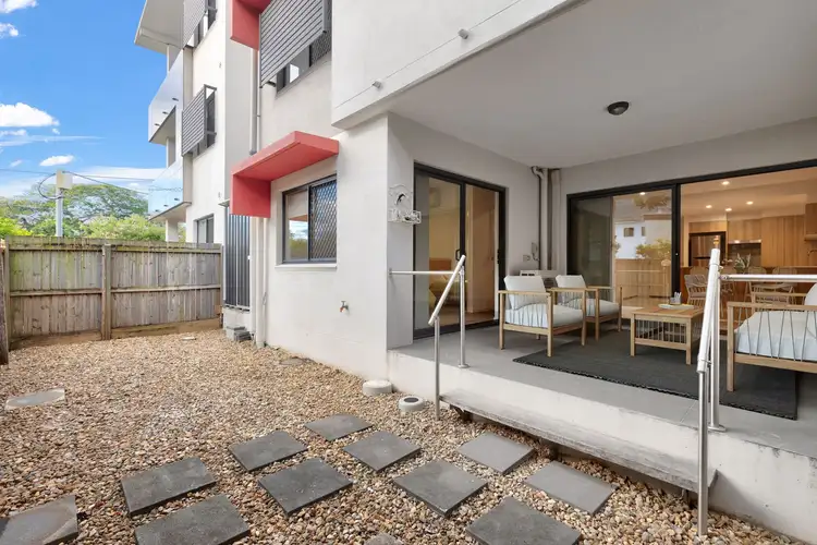 Second view of Homely apartment listing, 2/11 Lindwall Street, Upper Mount Gravatt QLD 4122