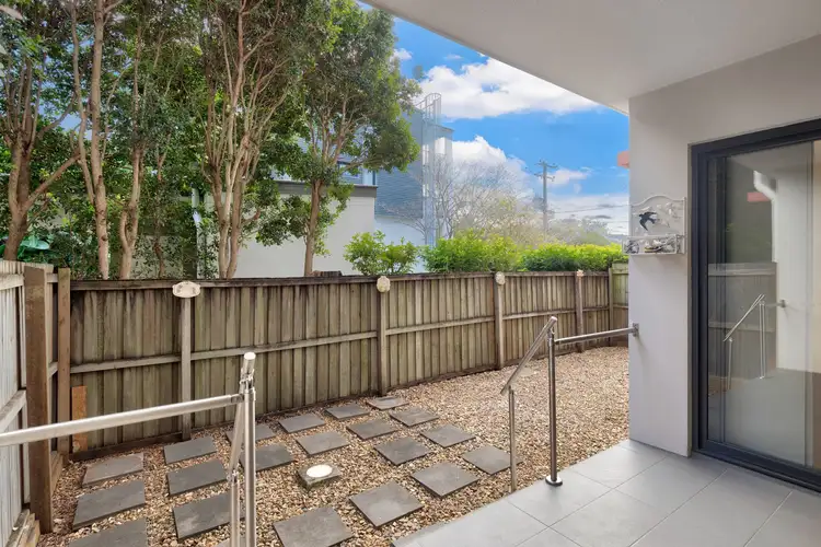 Third view of Homely apartment listing, 2/11 Lindwall Street, Upper Mount Gravatt QLD 4122