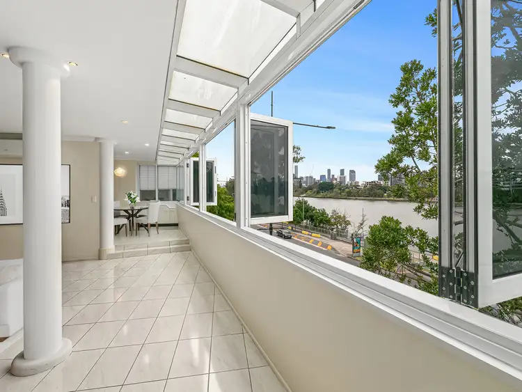 5/2 Patrick Lane, Toowong QLD 4066