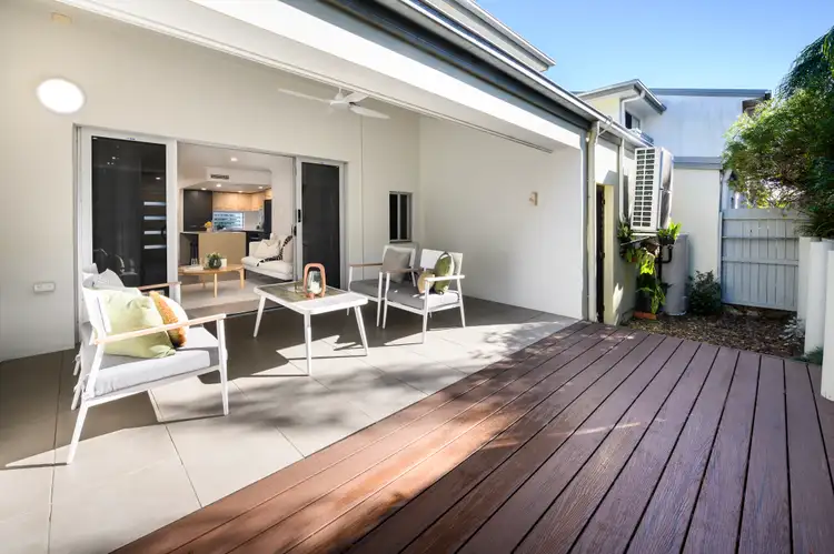 Sixth view of Homely townhouse listing, 4/35 Rutland Street, Coorparoo QLD 4151