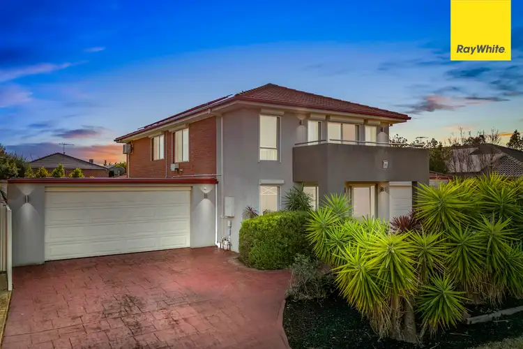 27 Glenfield Avenue, Melton West VIC 3337