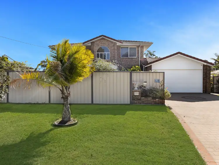510 Boat Harbour Drive, Torquay QLD 4655