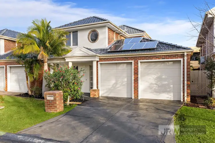 28 Jade Circuit, Burwood East VIC 3151