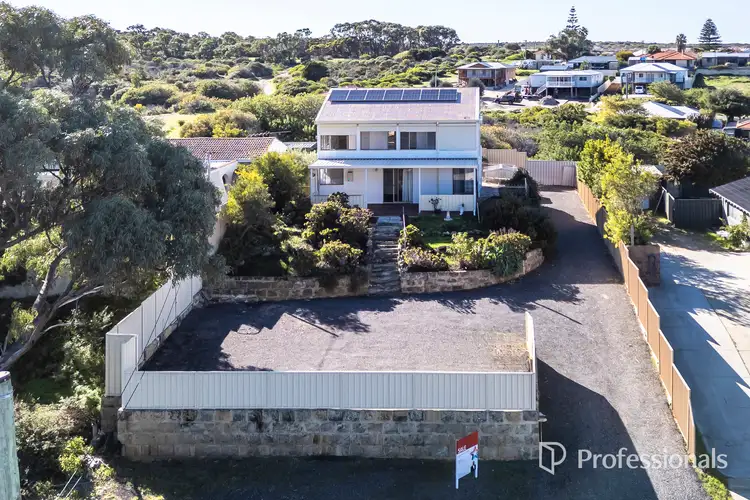 61 Charnwood Avenue, Two Rocks WA 6037