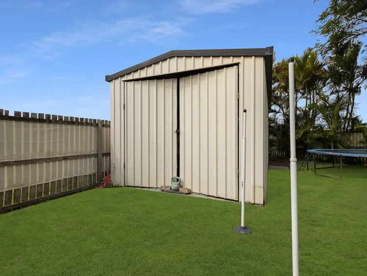 Second view of Homely house listing, 16 Westminster Court, Kawungan QLD 4655