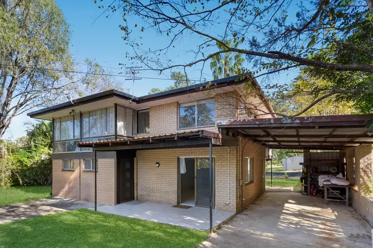 35 Caroline Street, Riverview QLD 4303