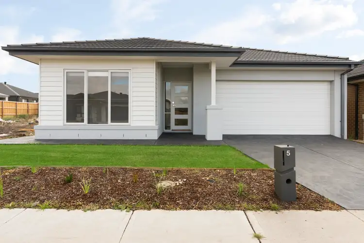 5 Shirley Street