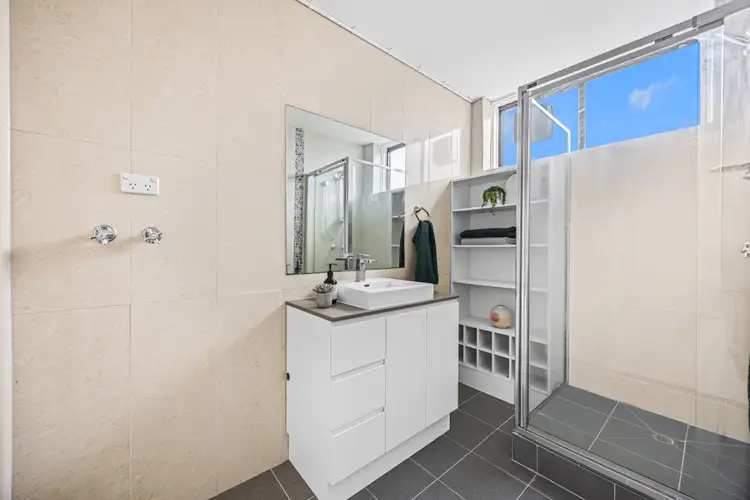Seventh view of Homely apartment listing, 4/19 Roxburgh Street, Ascot Vale VIC 3032