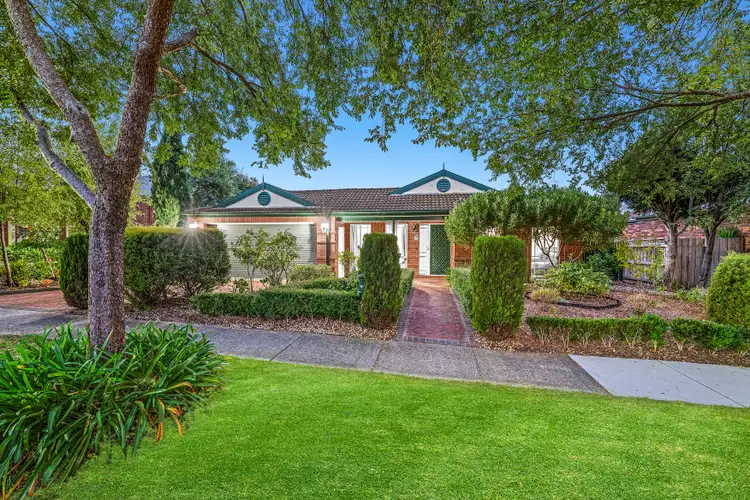 12 Ardblair Terrace, Narre Warren South VIC 3805