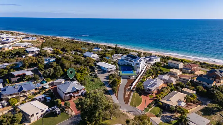 Second view of Homely house listing, 8 Park Way, Dawesville WA 6211