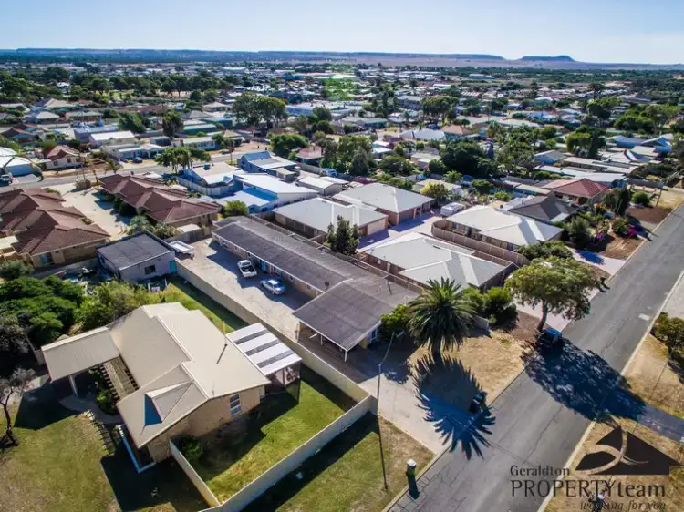 5/233 Seventh Street