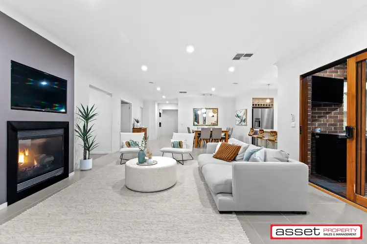 Sixth view of Homely house listing, 30 McCallum Drive, Cranbourne East VIC 3977
