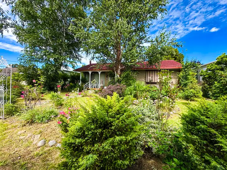 96 Winton Street, Tumbarumba NSW 2653