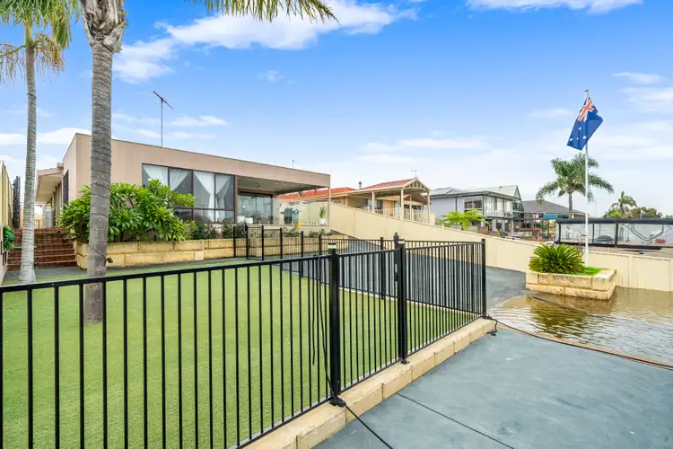 8 Tanderra Place, South Yunderup WA 6208