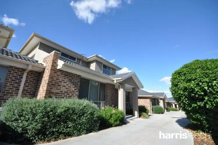 2/2 Perkin Avenue, Pascoe Vale VIC 3044