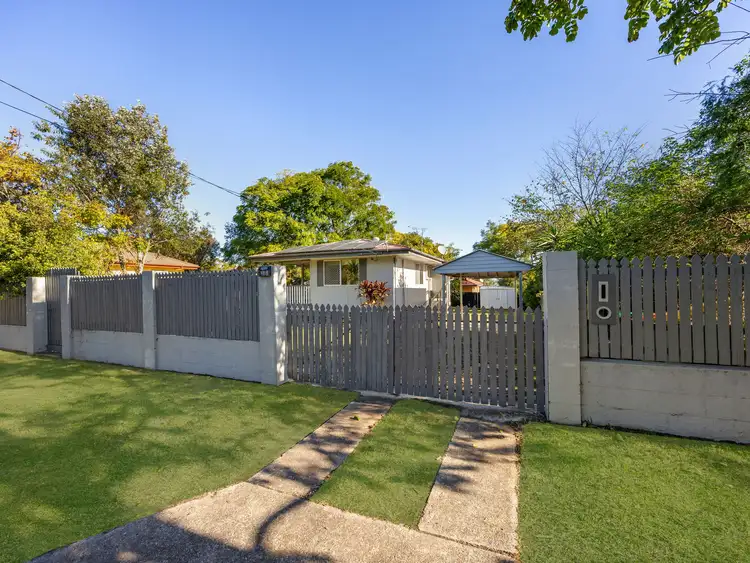 Second view of Homely house listing, 18 Jardine Street, Leichhardt QLD 4305