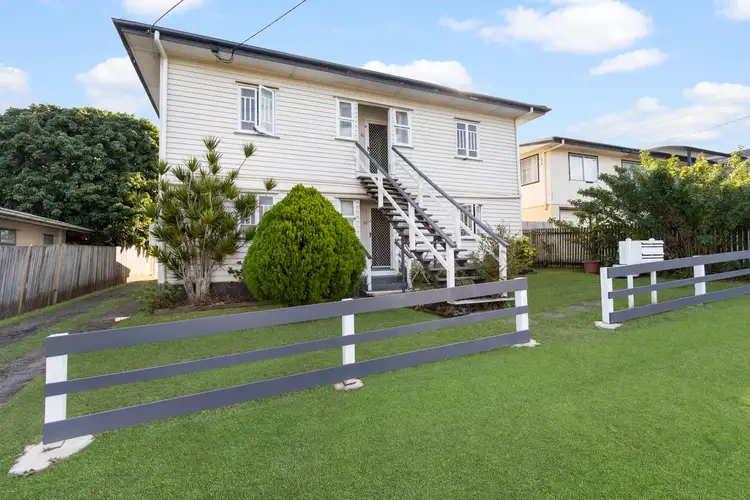 4 Vernon Street, Clontarf QLD 4019