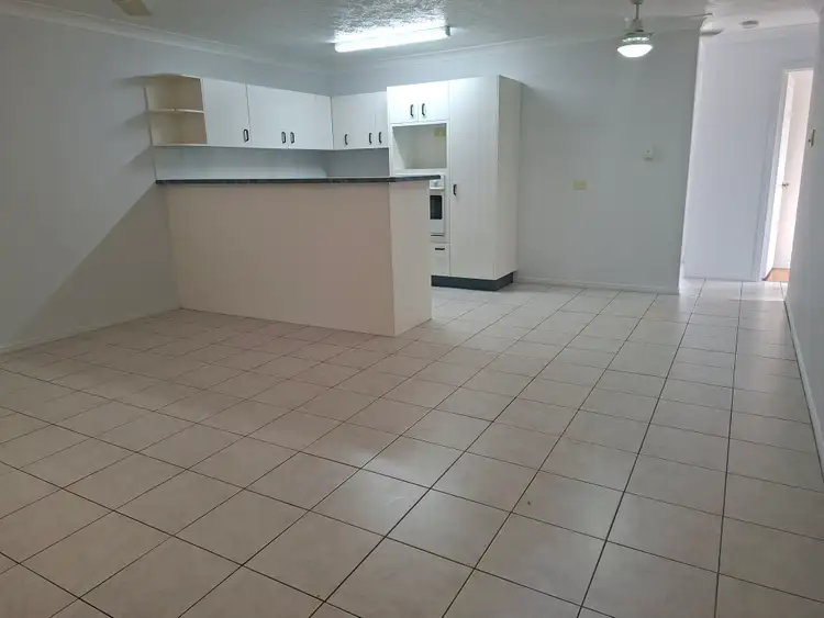 1/57 Ireland Street, Oonoonba QLD 4811