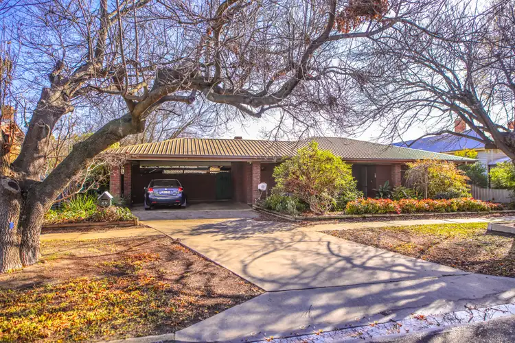 69 Edwardes Street, Deniliquin NSW 2710